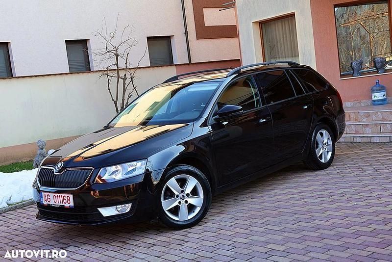 Second-hand Skoda Octavia Business Line 105 CP (77 kW) 2016 Culoarenegru Hatchback
