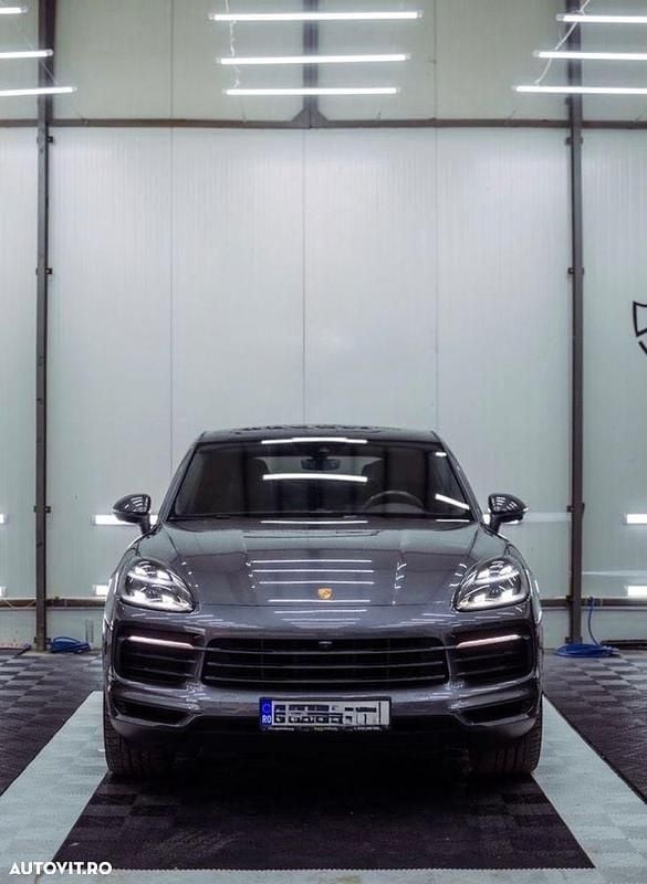 Culoaregri Utilizat 2020 Porsche Cayenne SUV | 62.500 EUR (Preț OK) - Imagine 1/4