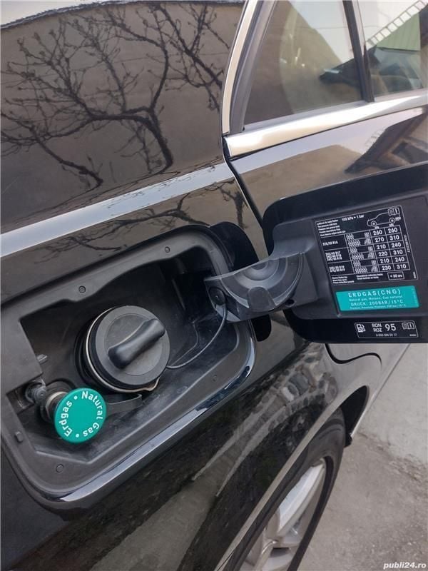 Second-hand Mercedes 200 156 CP (114 kW) 2016 Negru Berlinǎ