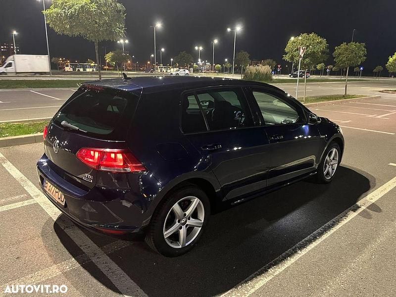Culoarealbastru Utilizat 2014 VW Golf VII Hatchback | 12.500 EUR (Scump) - Imagine 1/4