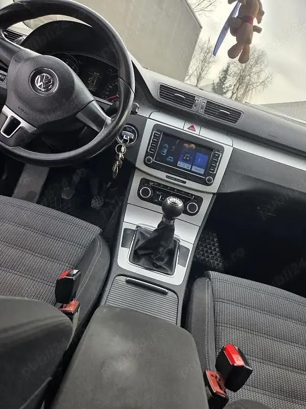 Second-hand VW CC 170 CP (125 kW) 2010 Berlinǎ