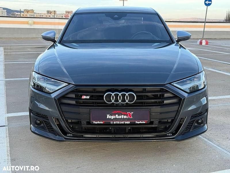 Second-hand Audi S8 Comfort 571 CP (419 kW) 2021 Culoaregri Berlinǎ