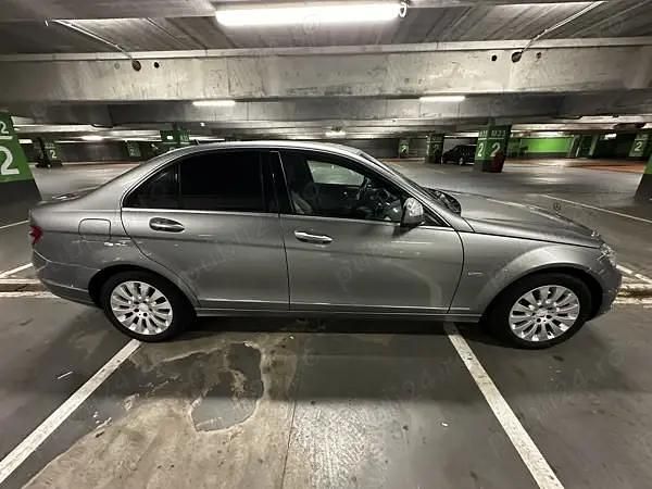 Second-hand Mercedes C200 Elegance 136 CP (100 kW) 2008 Culoaregri Berlinǎ
