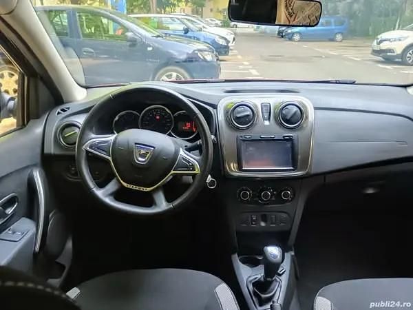 Utilizat 2017 Dacia Sandero Stepway Hatchback | 7.600 EUR (Puțin scump) - Imagine 1/4