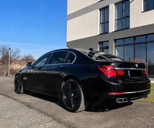 Second-hand BMW 730L 256 CP (188 kW) 2015 Negru Berlinǎ