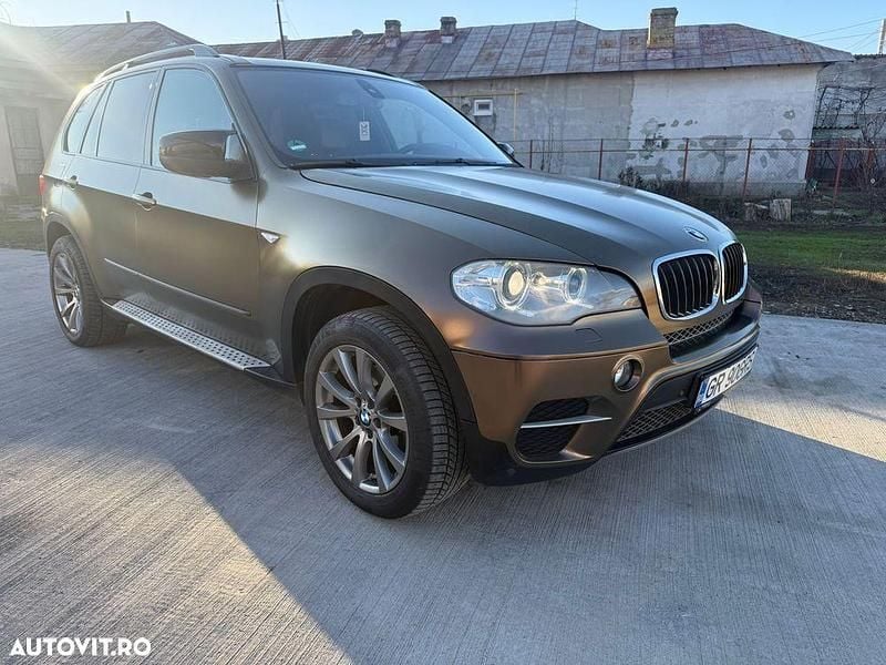 Culoarenegru Utilizat 2011 BMW X5 Exclusive SUV | 8.799 EUR (Super Preț) - Imagine 1/4