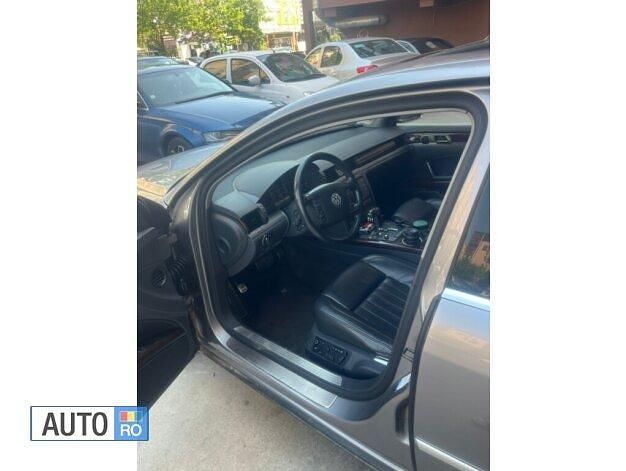 Second-hand VW Phaeton 240 CP (176 kW) 2008 Gri Berlinǎ