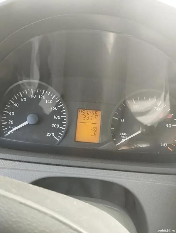 Utilizat 2008 Mercedes Vito Van | 3.400 EUR (Super Preț) - Imagine 1/4
