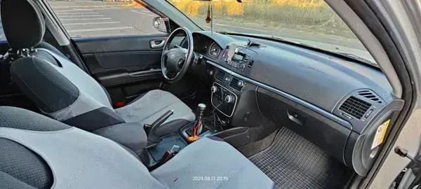 Second-hand Hyundai Sonata 140 CP (102 kW) 2009 Berlinǎ