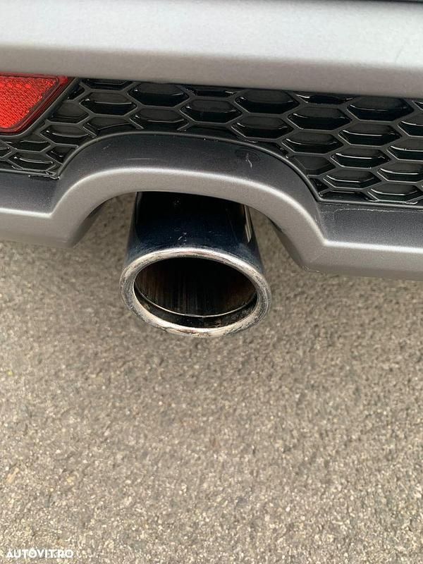 Second-hand Audi A1 S-Line 95 CP (69 kW) 2017 Culoarealbastru Hatchback