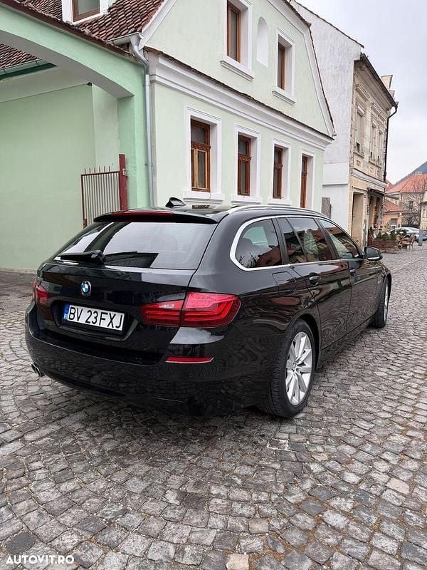 Second-hand BMW 520 190 CP (139 kW) 2016 Culoarenegru Break