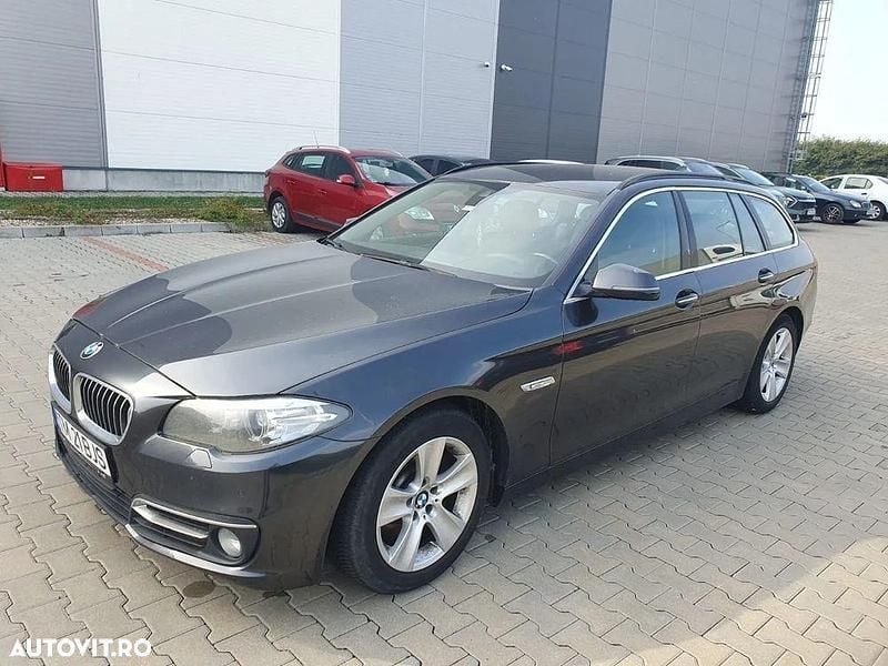 Second-hand BMW 520 184 CP (135 kW) 2015 Culoaregri Break