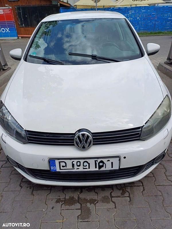 Culoarealb Utilizat 2009 VW Golf VI Comfortline Hatchback | 2.999 EUR (Preț bun) - Imagine 1/4