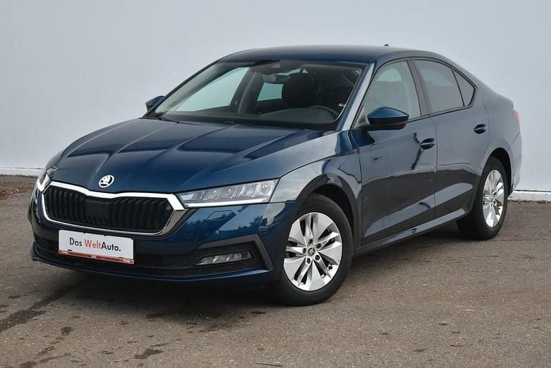 Albastru mediu normal Utilizat 2020 Skoda Octavia Ambition | 19.990 EUR (Preț OK) - Imagine 1/4