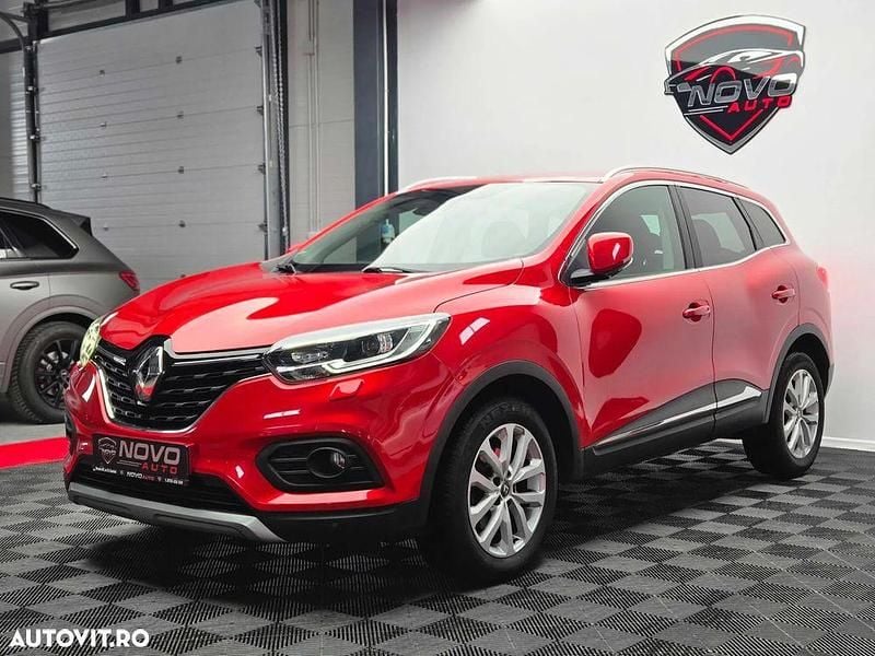 Culoarerosu Utilizat 2019 Renault Kadjar SUV | 14.490 EUR (Preț OK) - Imagine 1/4