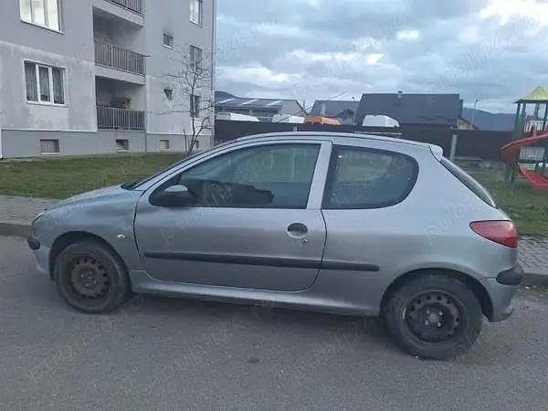 Second-hand Peugeot 206 50 CP (36 kW) 2001 Coupe