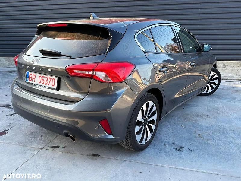 Second-hand Ford Focus Cool & Connect 125 CP (91 kW) 2019 Culoaregri Hatchback