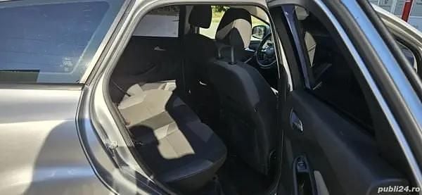 Argintiu Utilizat 2011 Ford Focus Break | 2.900 EUR (Preț OK) - Imagine 1/4