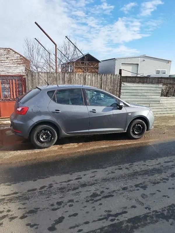 Second-hand 2013 Seat Ibiza Hatchback | 6.000 EUR (Puțin scump) - Imagine 1/4