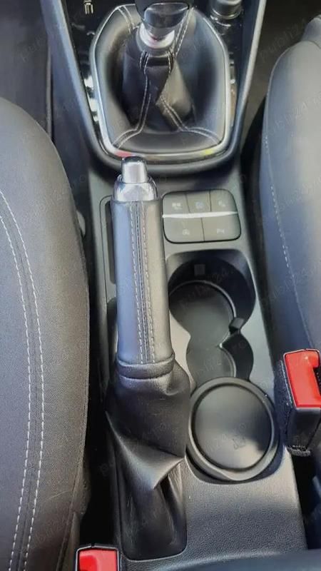 Second-hand Ford Fiesta 125 CP (91 kW) 2020 Rosu Hatchback