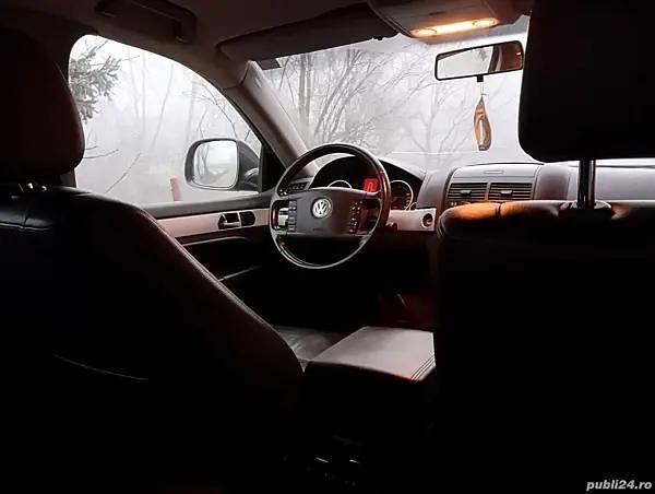 Second-hand VW Touareg R 174 CP (127 kW) 2008 Gri SUV