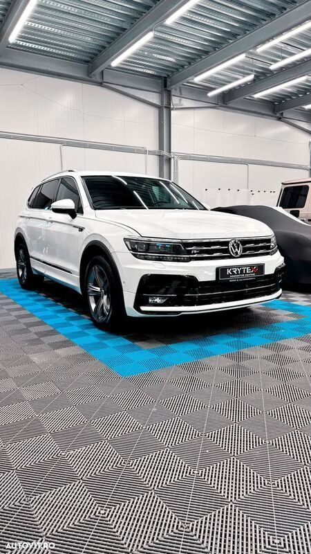 Alb Utilizat 2020 VW Tiguan Highline SUV | 25.750 EUR (Preț OK) - Imagine 1/4