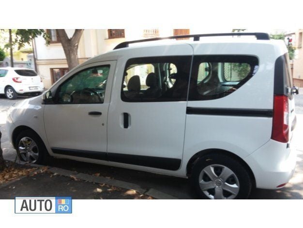 Second-hand Dacia Dokker 90 CP (66 kW) 2013 Alb Monovolum