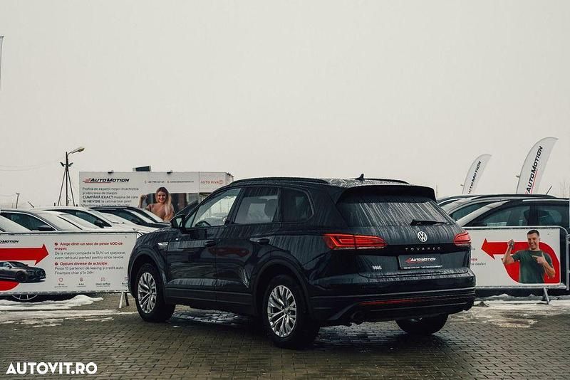 Second-hand VW Touareg 231 CP (169 kW) 2018 Culoarealbastru SUV