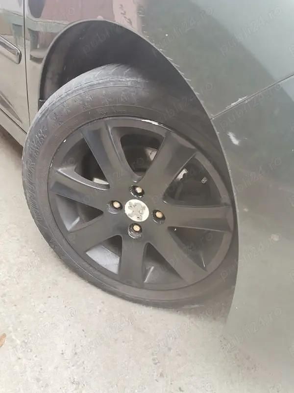 Utilizat 2007 Peugeot 207 Hatchback | 1.150 EUR - Imagine 1/4