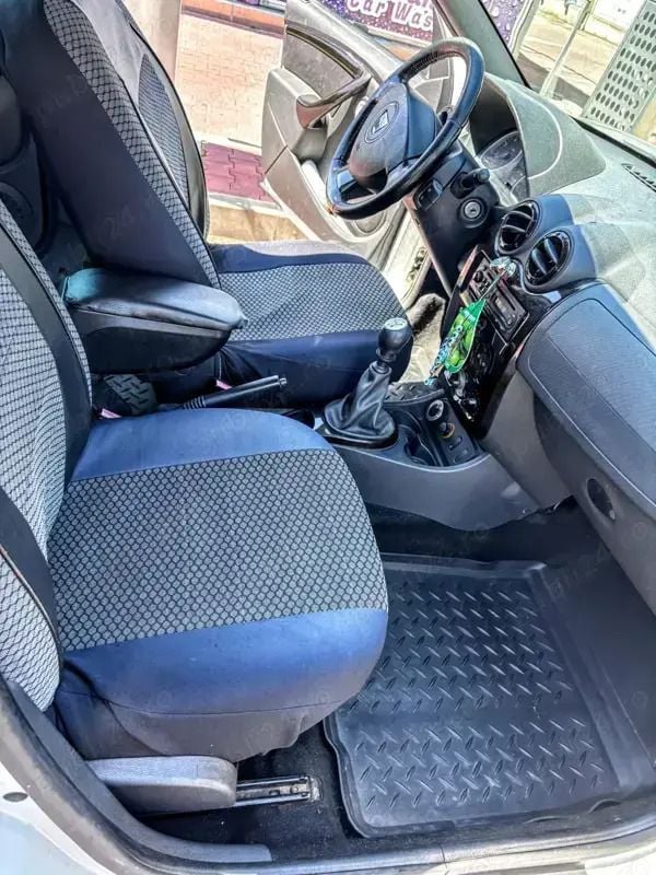 Utilizat 2011 Dacia Duster SUV | 4.300 EUR (Preț OK) - Imagine 1/4