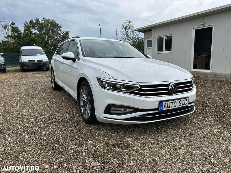 Culoarealb Utilizat 2022 VW Passat Business Break | 14.690 EUR (Super Preț) - Imagine 1/4