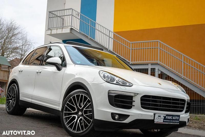 Culoarealb Utilizat 2016 Porsche Cayenne SUV | 26.950 EUR (Super Preț) - Imagine 1/4