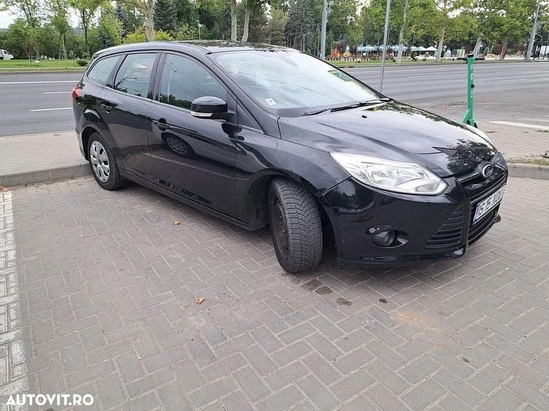 Second-hand Ford Focus Trend 95 CP (69 kW) 2012 Negru Break