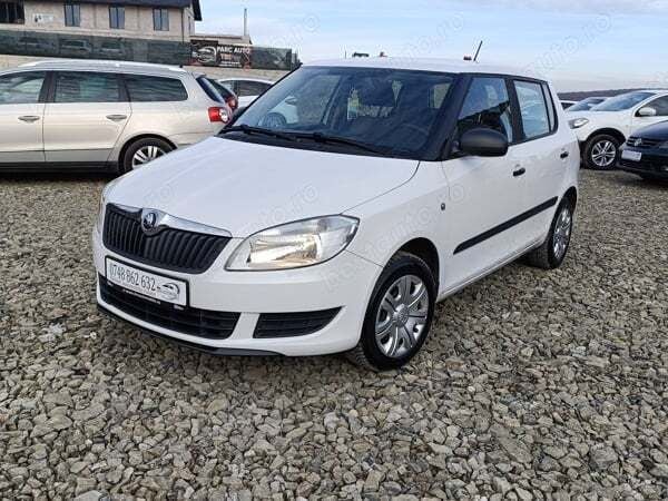 Utilizat 2015 Skoda Fabia Hatchback | 4.590 EUR - Imagine 1/4