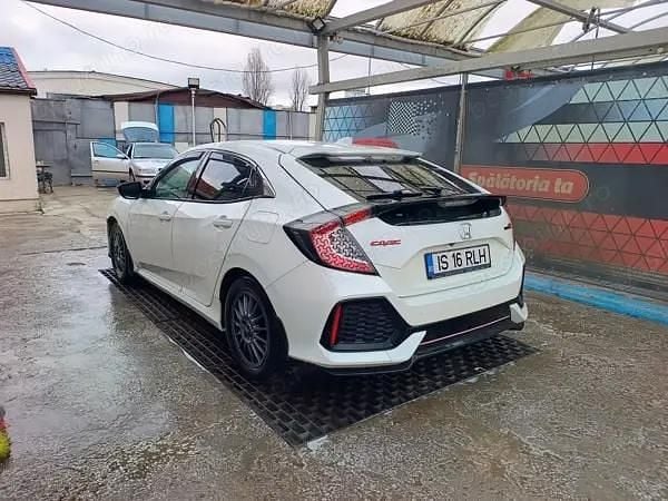Alb Second-hand 2019 Honda Civic Hatchback | 11.500 EUR (Puțin scump) - Imagine 1/4