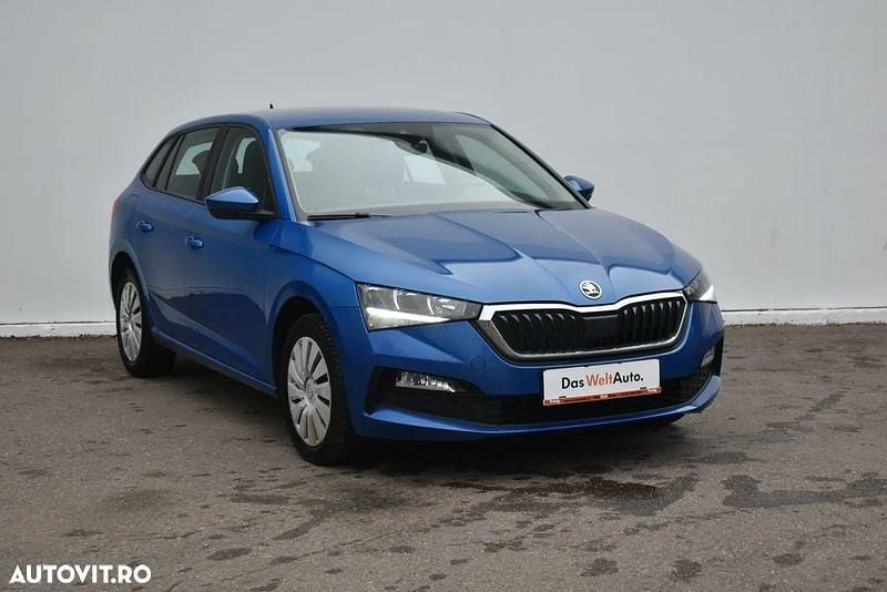 Second-hand Skoda Scala Ambition 115 CP (84 kW) 2019 Albastru mediu  normal Hatchback
