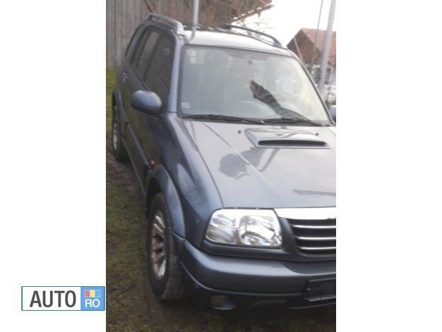 Second-hand Suzuki Grand Vitara 109 CP (80 kW) 2005 Gri SUV