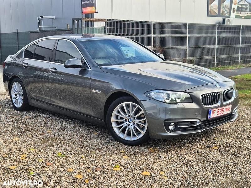 Second-hand BMW 520 Luxury Line 184 CP (135 kW) 2014 Culoaremaro Berlinǎ