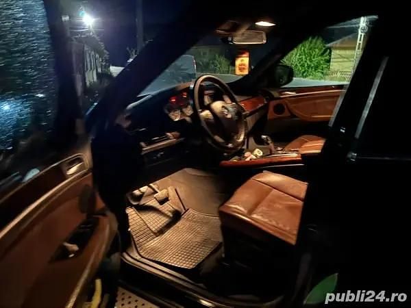Second-hand BMW X5 245 CP (180 kW) 2011 Negru SUV