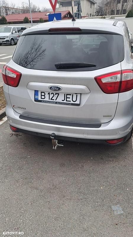 Second-hand Ford C-MAX Titanium 125 CP (91 kW) 2015 Culoareargint Monovolum