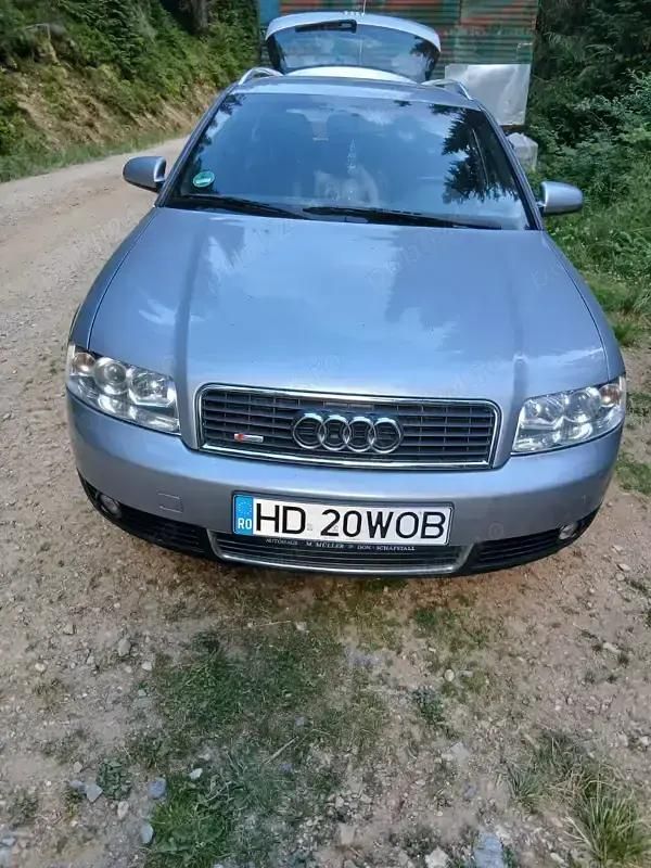 Utilizat 2003 Audi A4 | 1.900 EUR (Preț OK) - Imagine 1/4