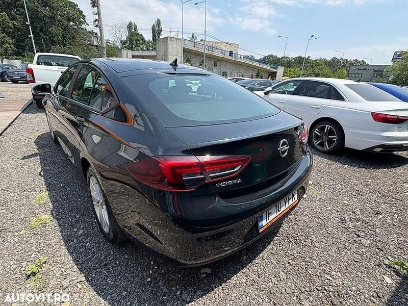 Second-hand Opel Insignia Edition 165 CP (121 kW) 2019 Culoarenegru Berlinǎ