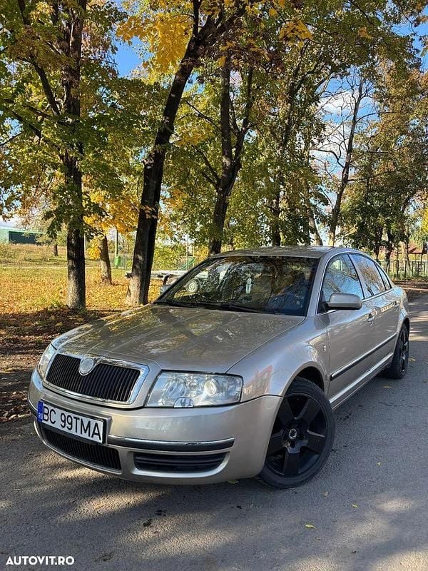 Culoarebej Utilizat 2006 Skoda Superb Berlinǎ | 3.000 EUR - Imagine 1/4