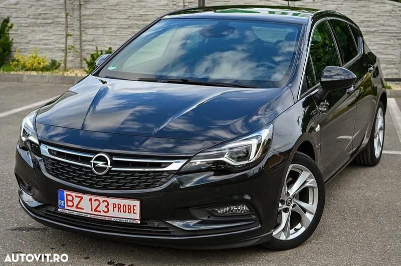 Negru Utilizat 2016 Opel Astra Dynamic Hatchback | 7.990 EUR (Preț OK) - Imagine 1/4