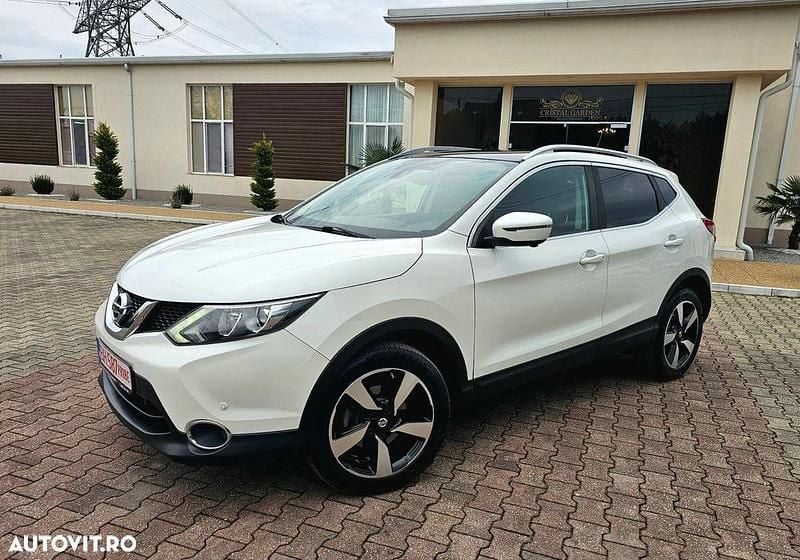 Second-hand Nissan Qashqai Tekna 110 CP (80 kW) 2014 Culoarealb SUV