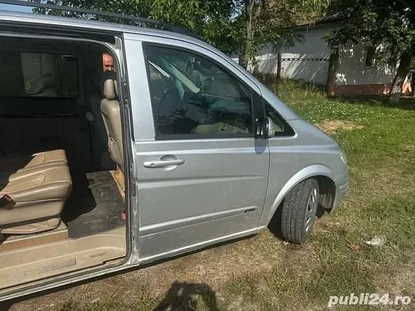 Utilizat 2005 Mercedes Viano Monovolum | 6.000 EUR - Imagine 1/4