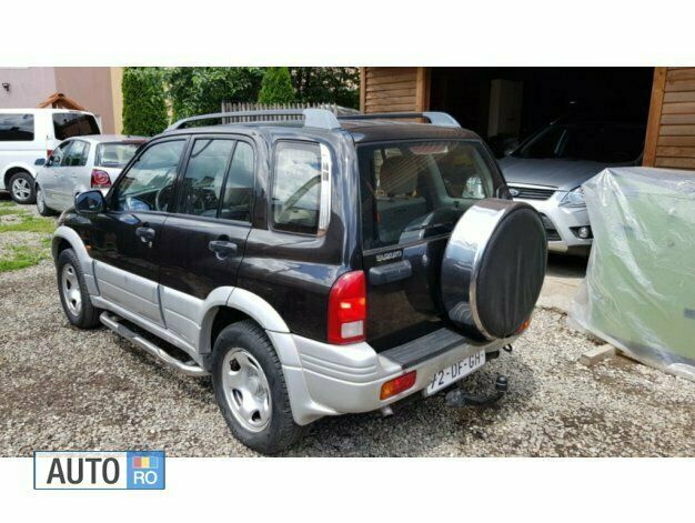 Negru Utilizat 2000 Suzuki Grand Vitara SUV | 4.250 EUR - Imagine 1/4