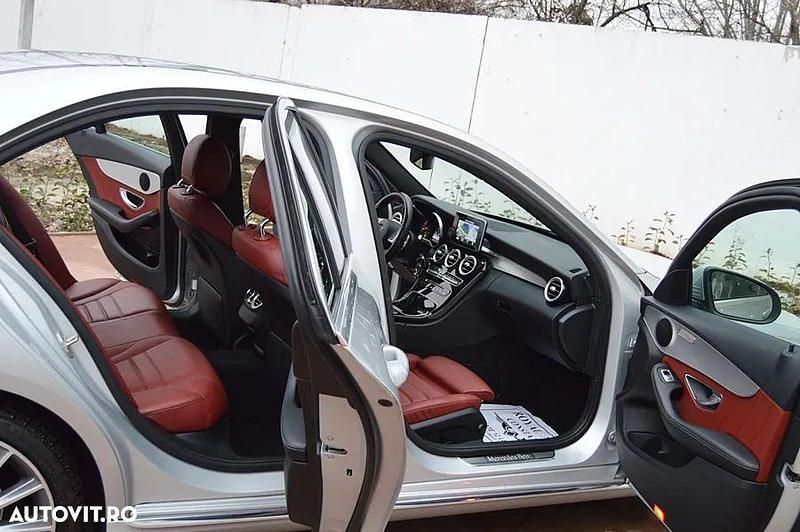 Second-hand Mercedes C200 136 CP (100 kW) 2017 Culoareargint Berlinǎ