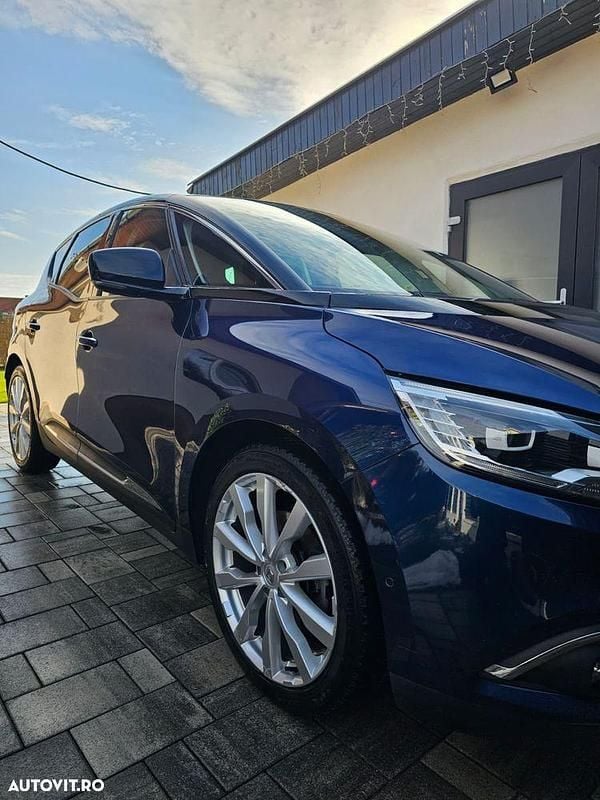 Second-hand Renault Scénic IV Initiale Paris 163 CP (119 kW) 2018 Culoarealbastru Monovolum
