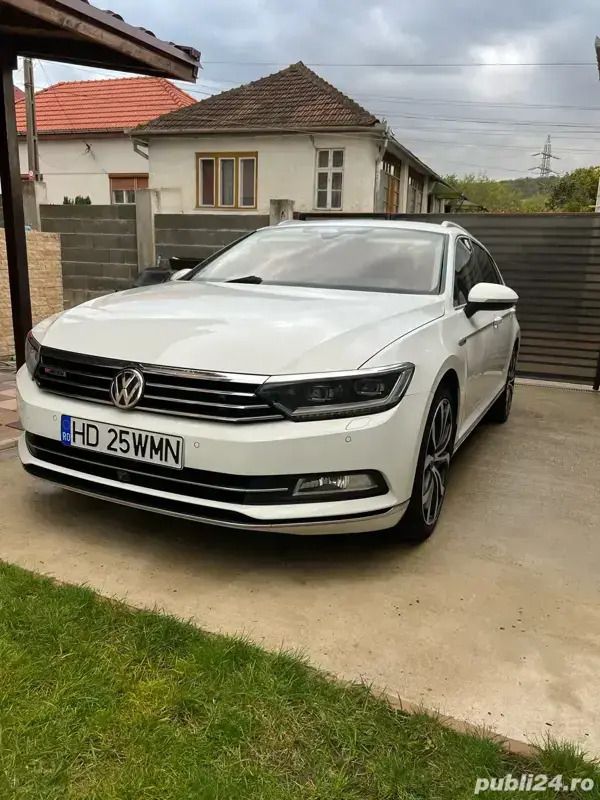 Utilizat 2015 VW Passat Break | 12.500 EUR (Preț OK) - Imagine 1/4